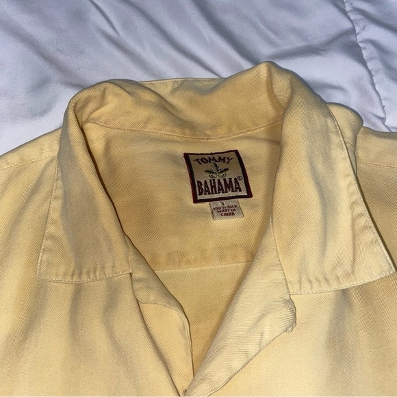 Vintage Tommy Bahama Silk Button Up Shirt Short Sleeve Large - Picture 2 of 6
